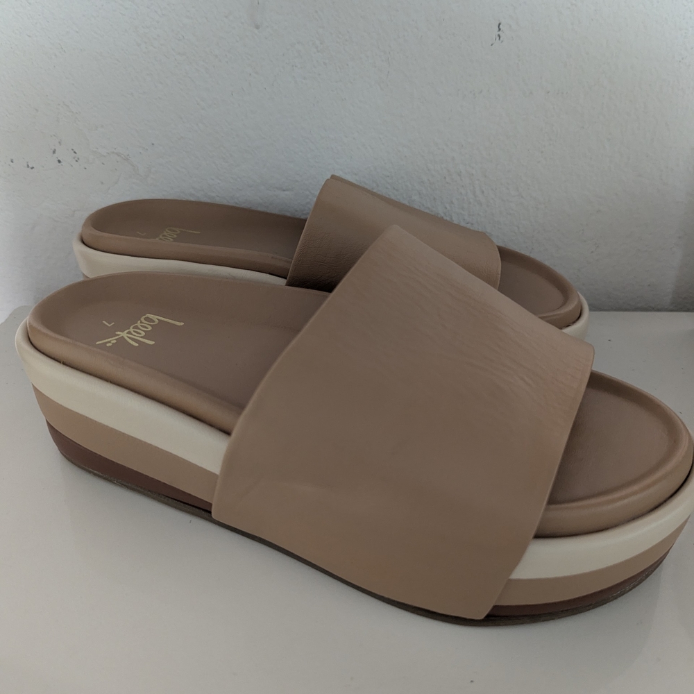 Authentic Brand New beek Women's Leather Tan & Cream Slide Platform Sandals